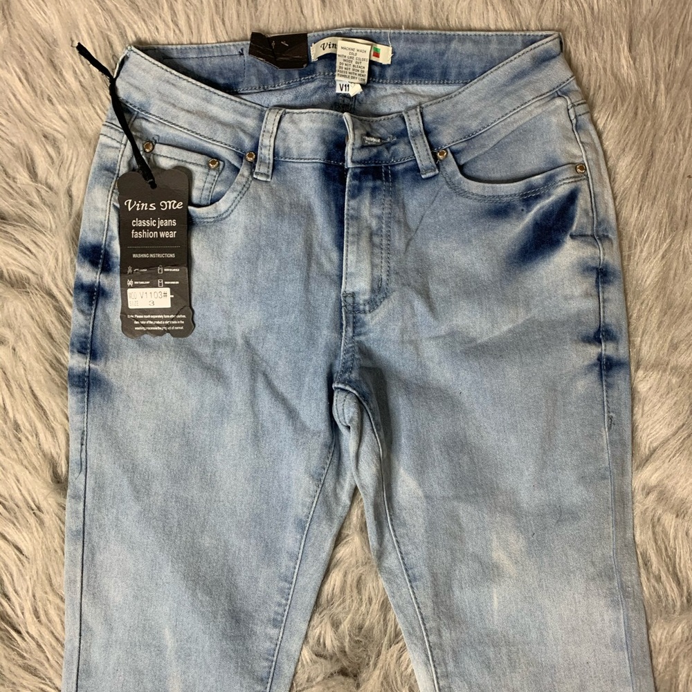Light Acid Wash Skinny Jeans